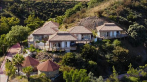 Hotel Selwo Lodge - Animal Park Tickets Included